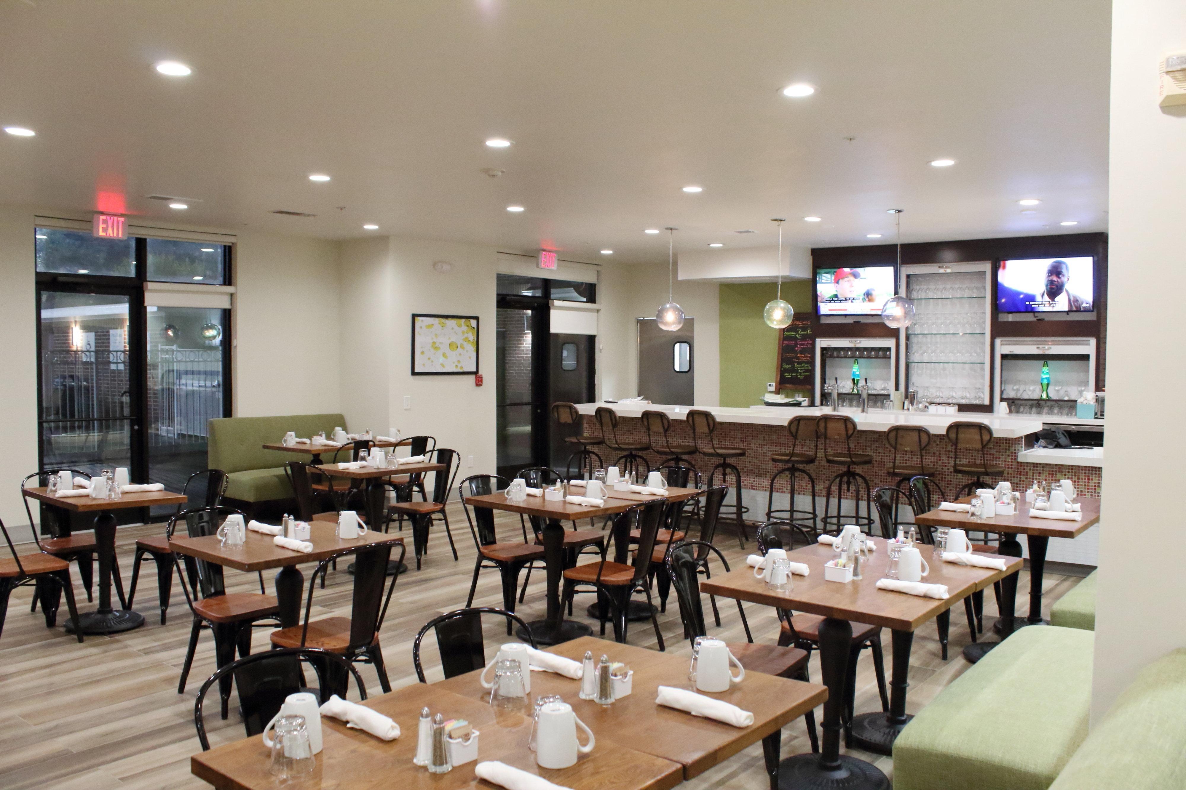 Holiday Inn And Suites Addison By Ihg Екстериор снимка